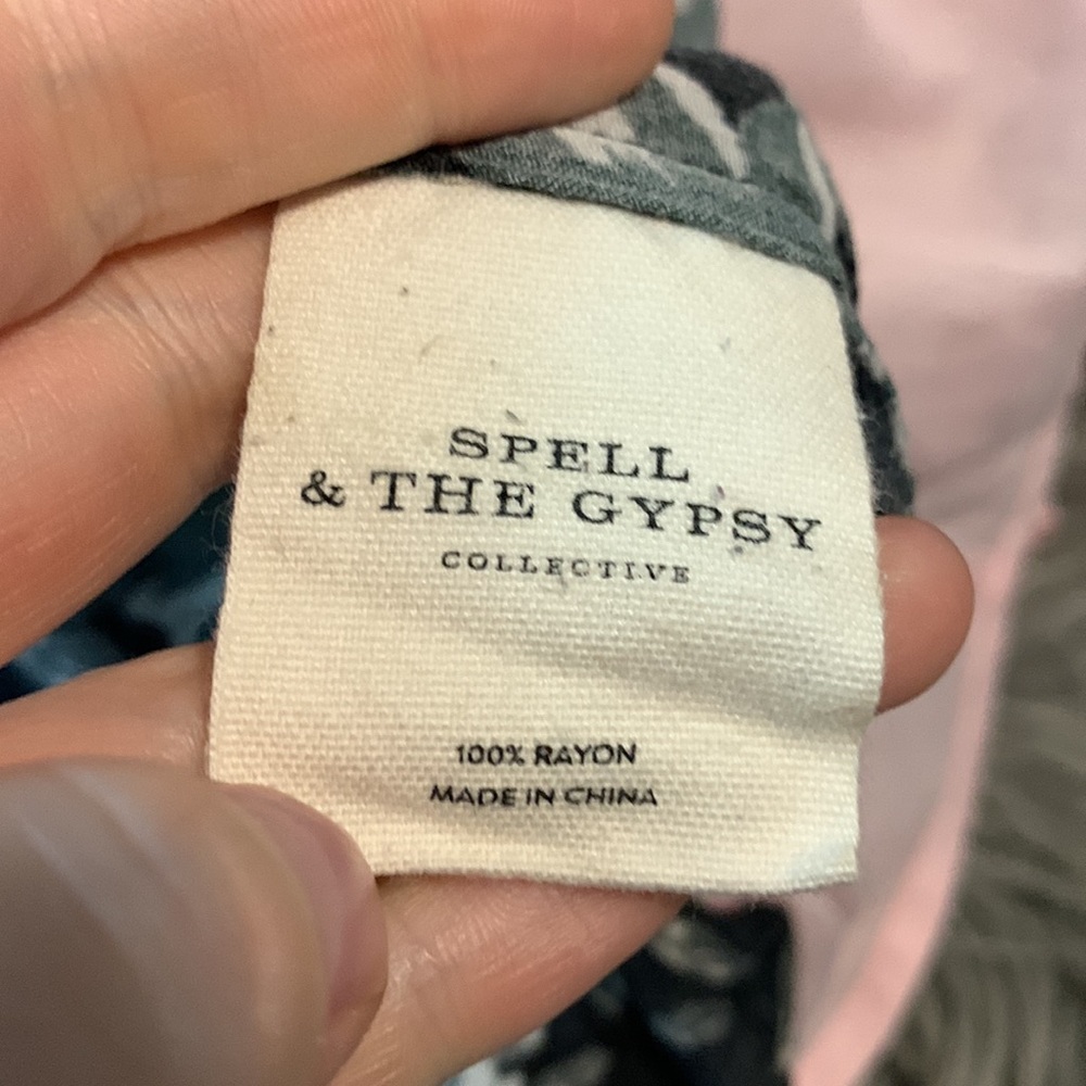 Spell - Picture 5 of 6